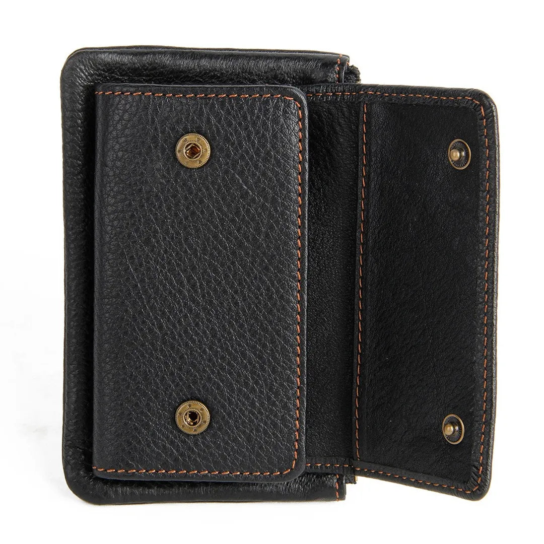 Close-up detail of the heavy-duty metal snap button on the MING CLAN black leather key wallet.
