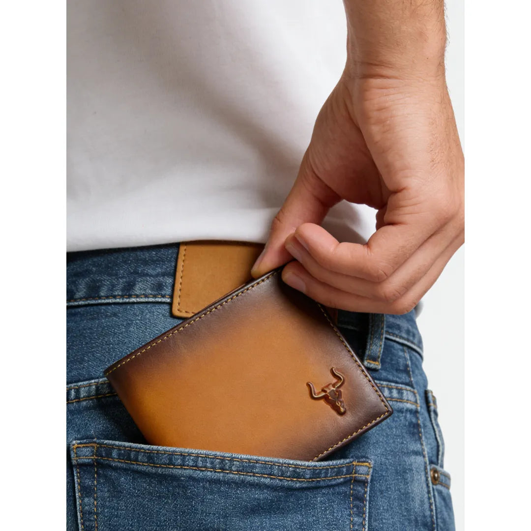 MING CLAN Men's Slim Bifold Full Grain Leather Wallet - Slim design easily slipping into a man's jeans back pocket